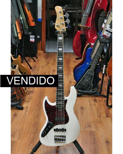 Sire Marcus Miller V7 Vintage Alder 5 Lefthand (2nd Gen) Antique White (usado)